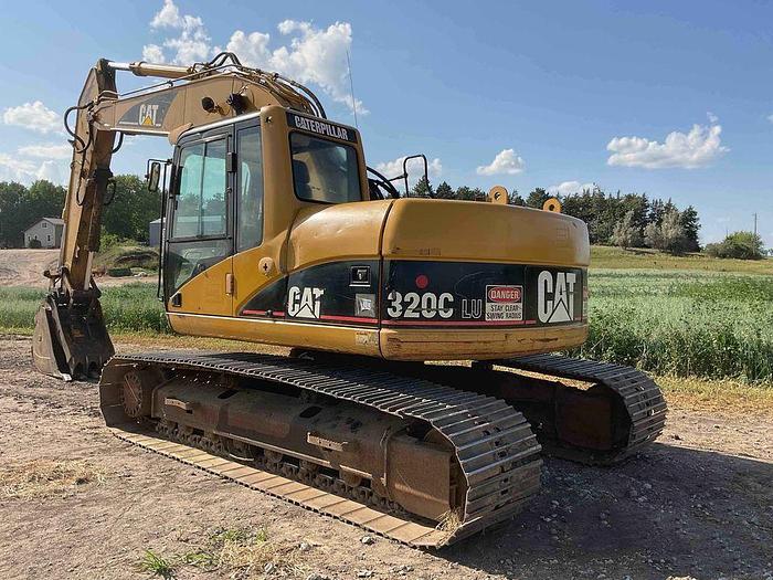 Used 2004 Caterpillar 320CLU