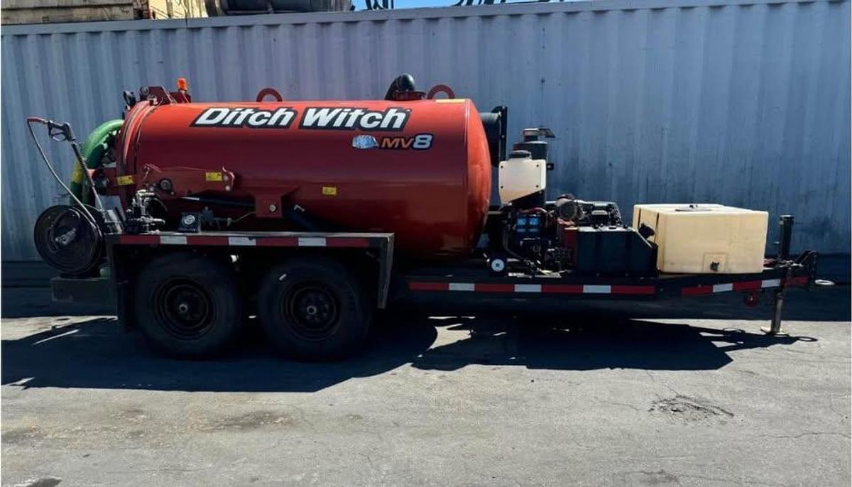 Used 2022 Ditch Witch MV8