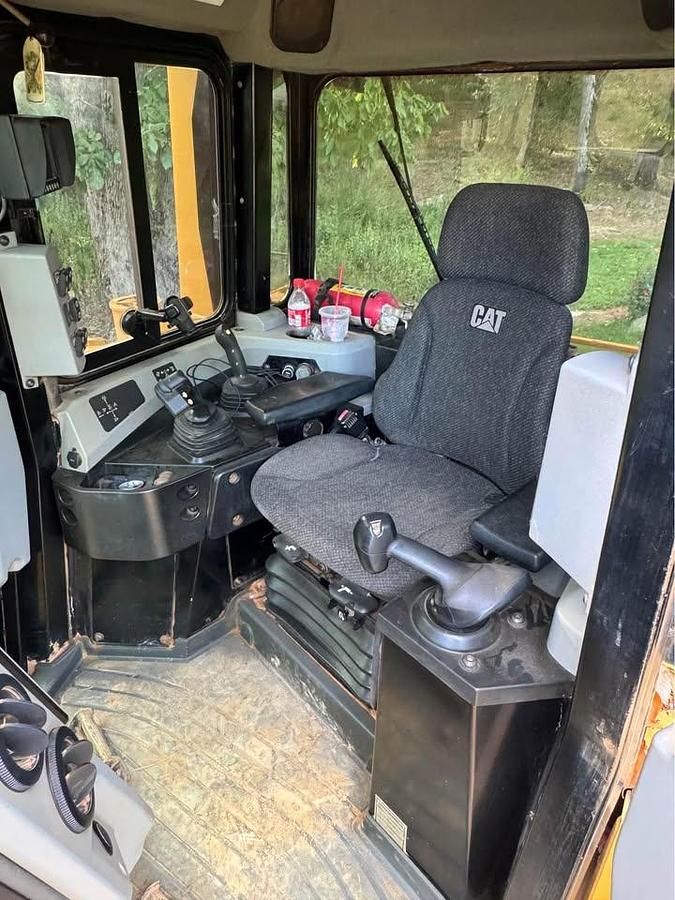 Used 2015 CAT D6T LGP GPS Ready