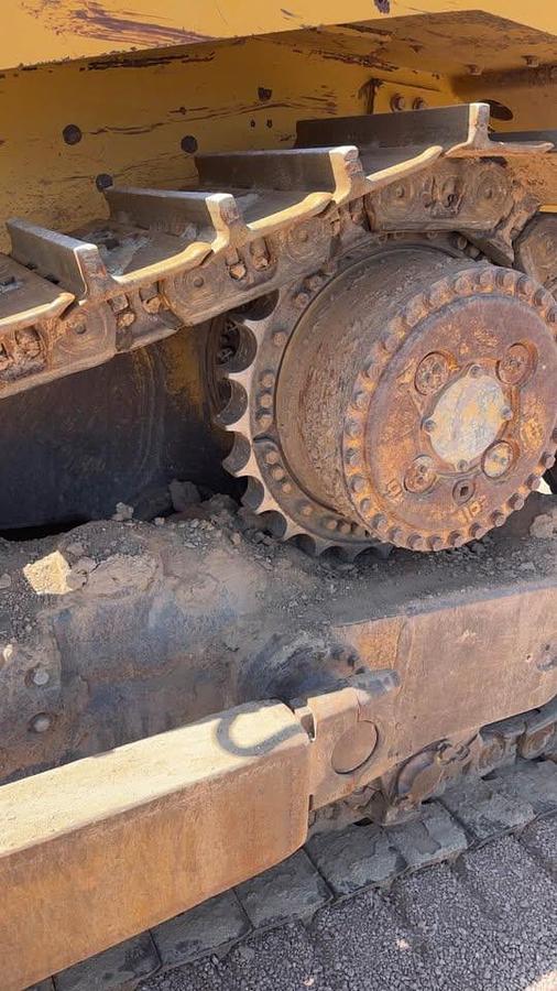 Used 2004 Caterpillar D8R Series II Dozer