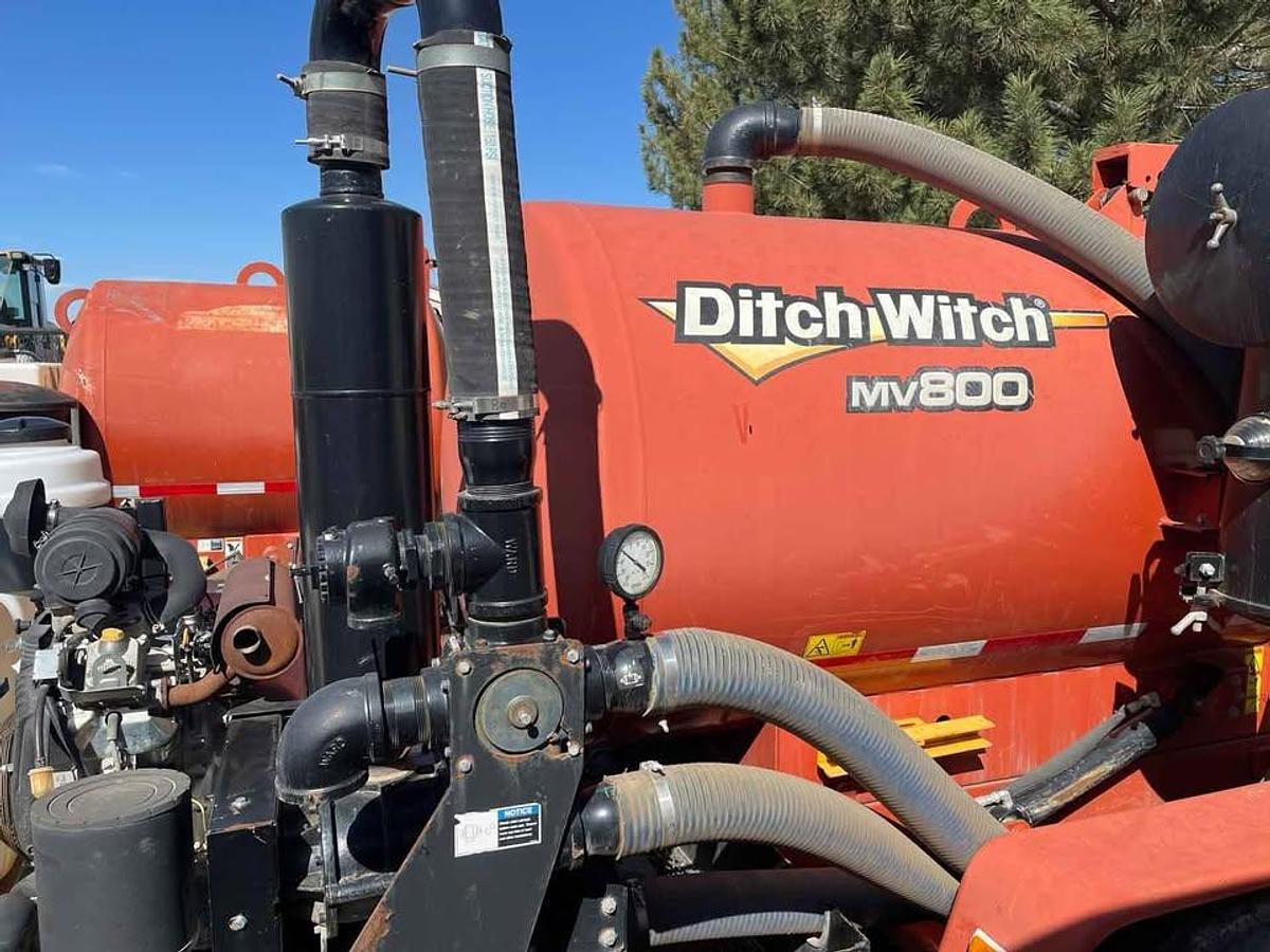 Used 2015 Ditch Witch MV800