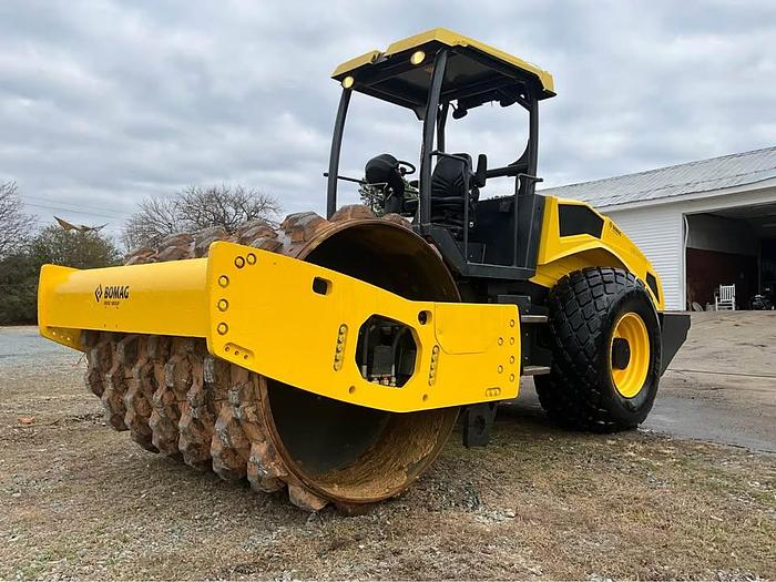 Used 2018 Bomag 211D-5