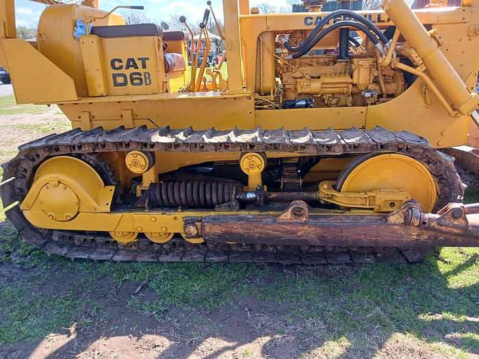Used 1966 Caterpillar D6B Dozer