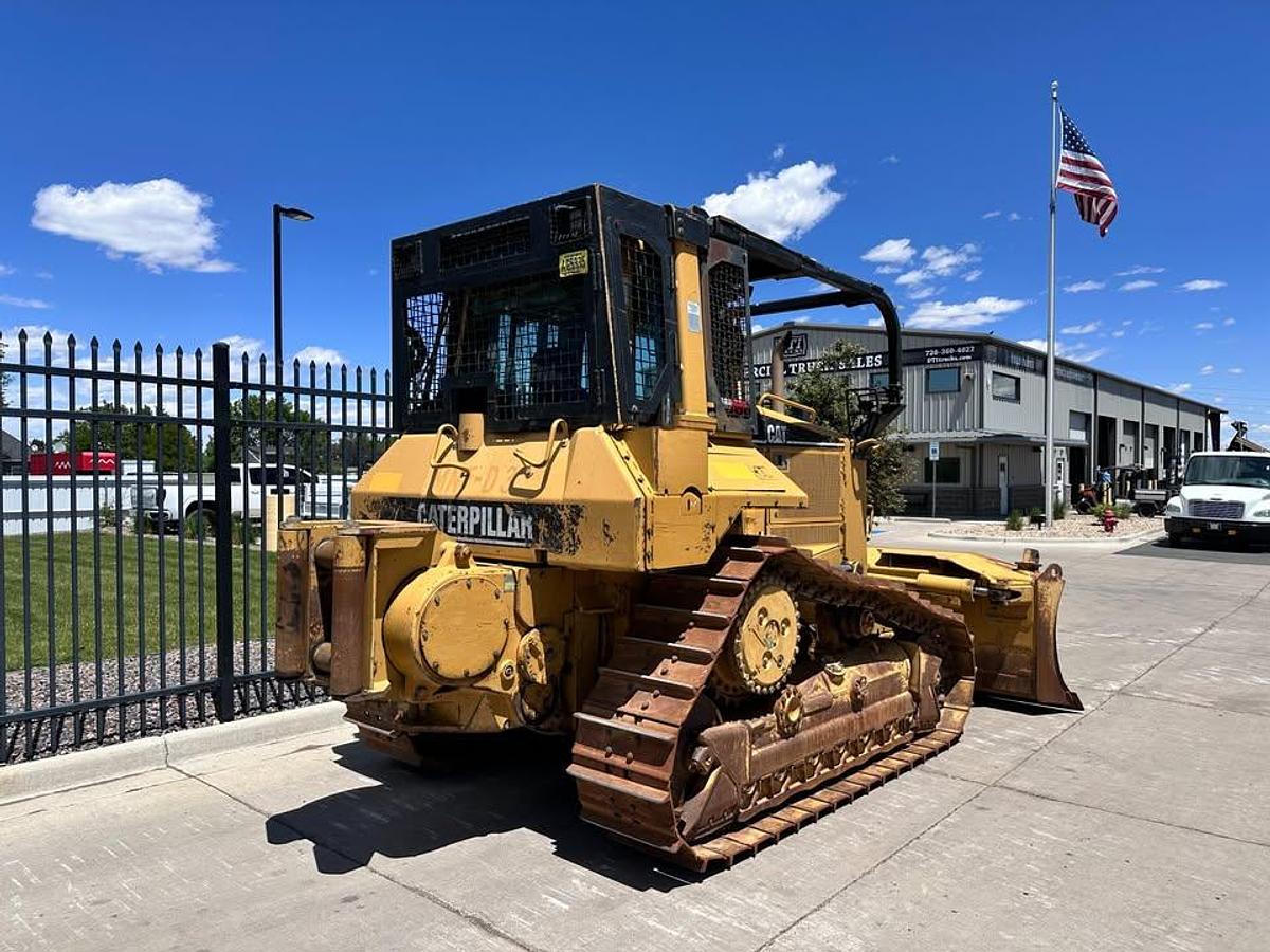 Used 2004 Caterpillar D6N XL