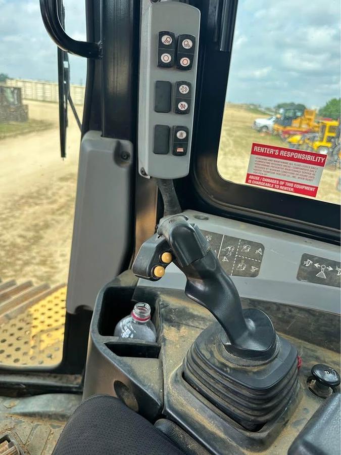 Used 2018 Caterpillar D6T LGP