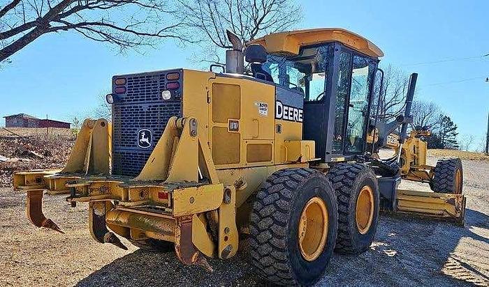 Used 2007 John Deere 772D