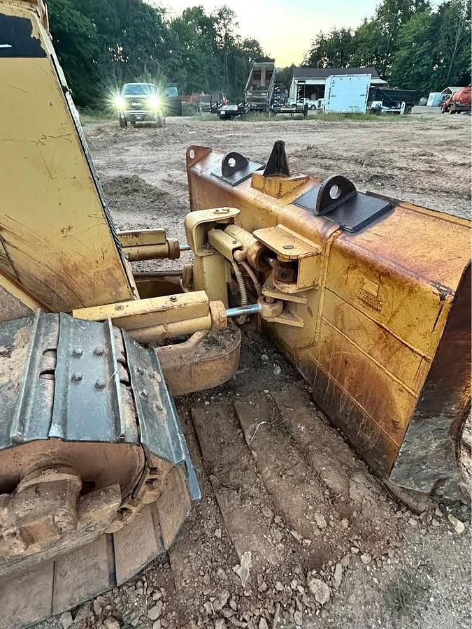 Used Caterpillar D5C