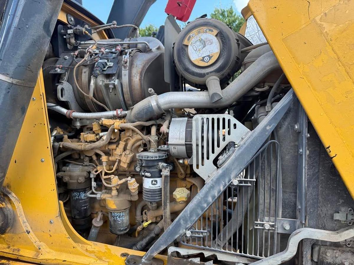 Used 2016 John Deere 710L