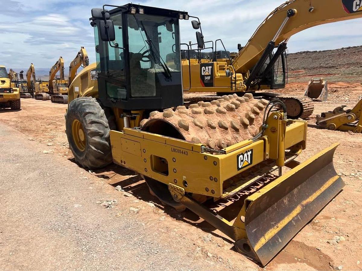 Used 2015 Caterpillar CP56