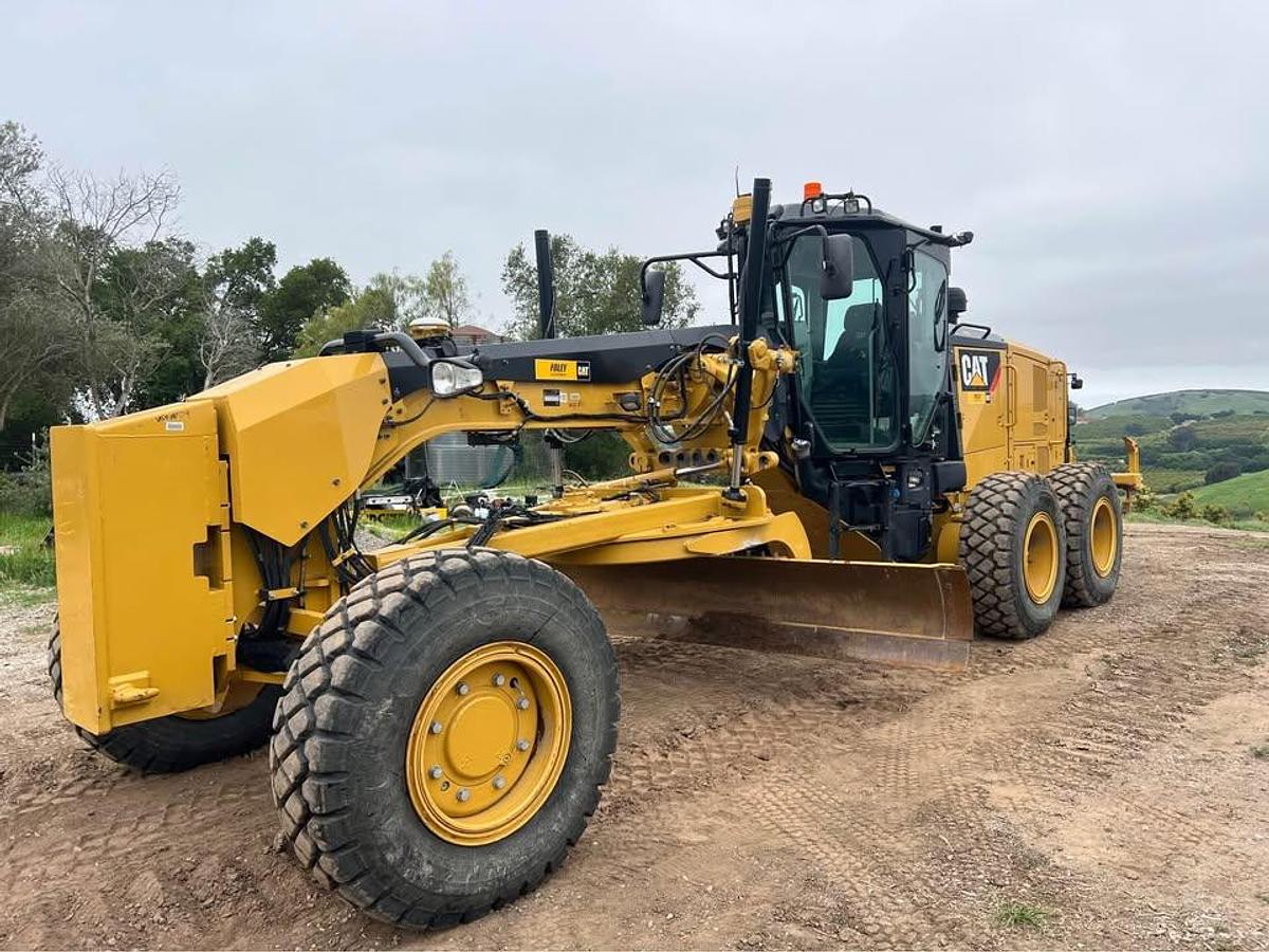 Used 2018 Caterpillar 140 AWD M3 Motor Grader 
