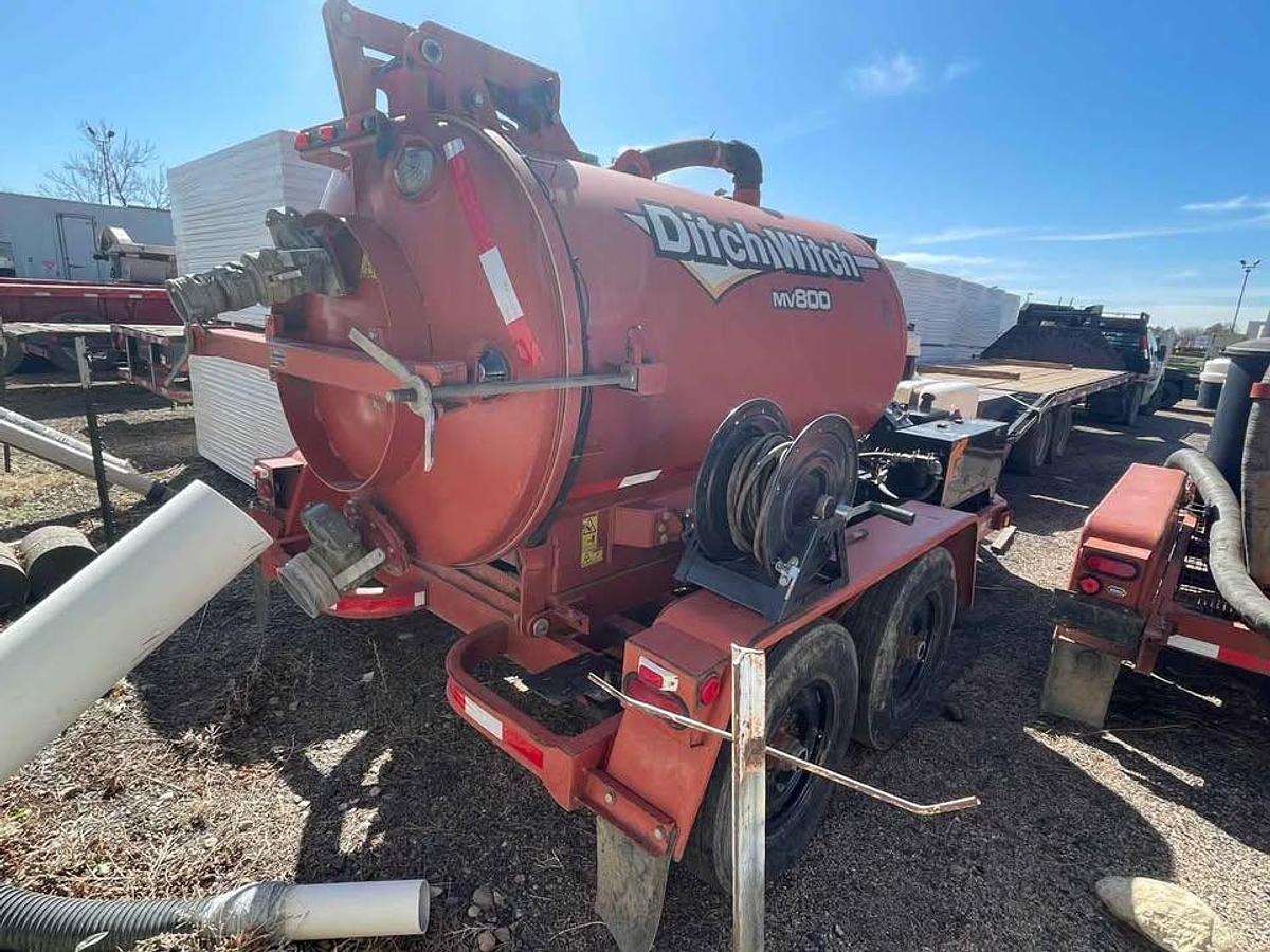 Used 2015 Ditch Witch MV800