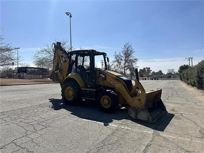 Used 2014 CATERPILLAR 420F2