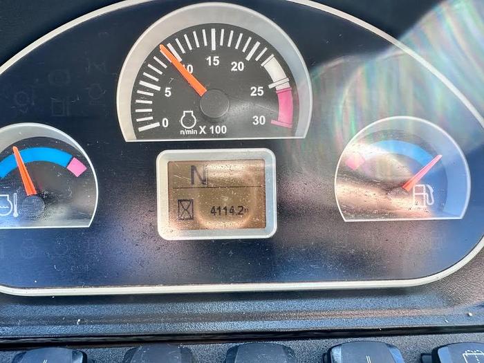 Used 2013 Caterpillar 450F