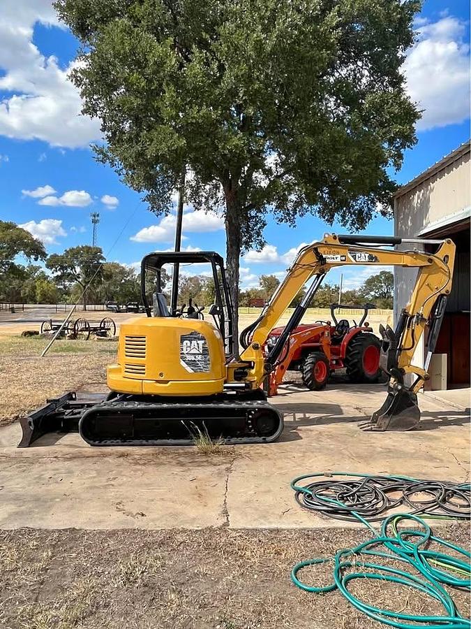 Used 2016 Caterpillar 305.5E2 CR Mini Excavator