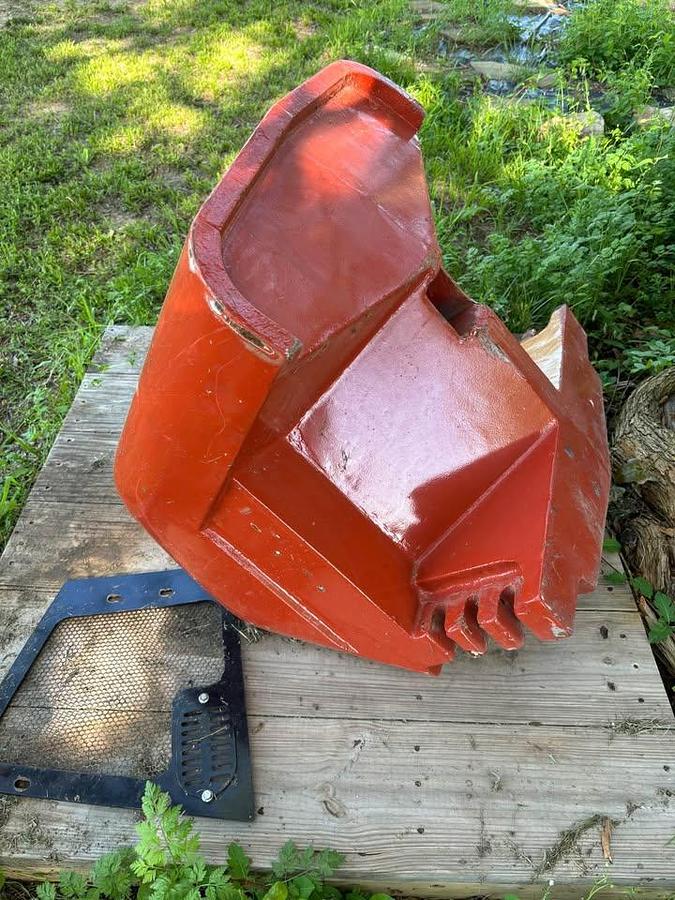 Used 2013 Ditch Witch RT80