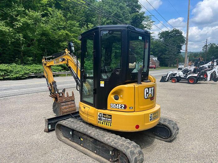 Used 2021 Cat 304e2