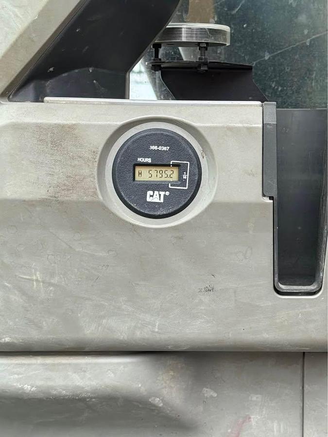 Used 2014 CAT 320 E-2
