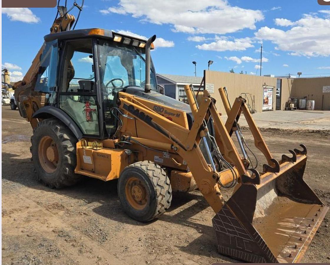 Used 2006 Case 580SM