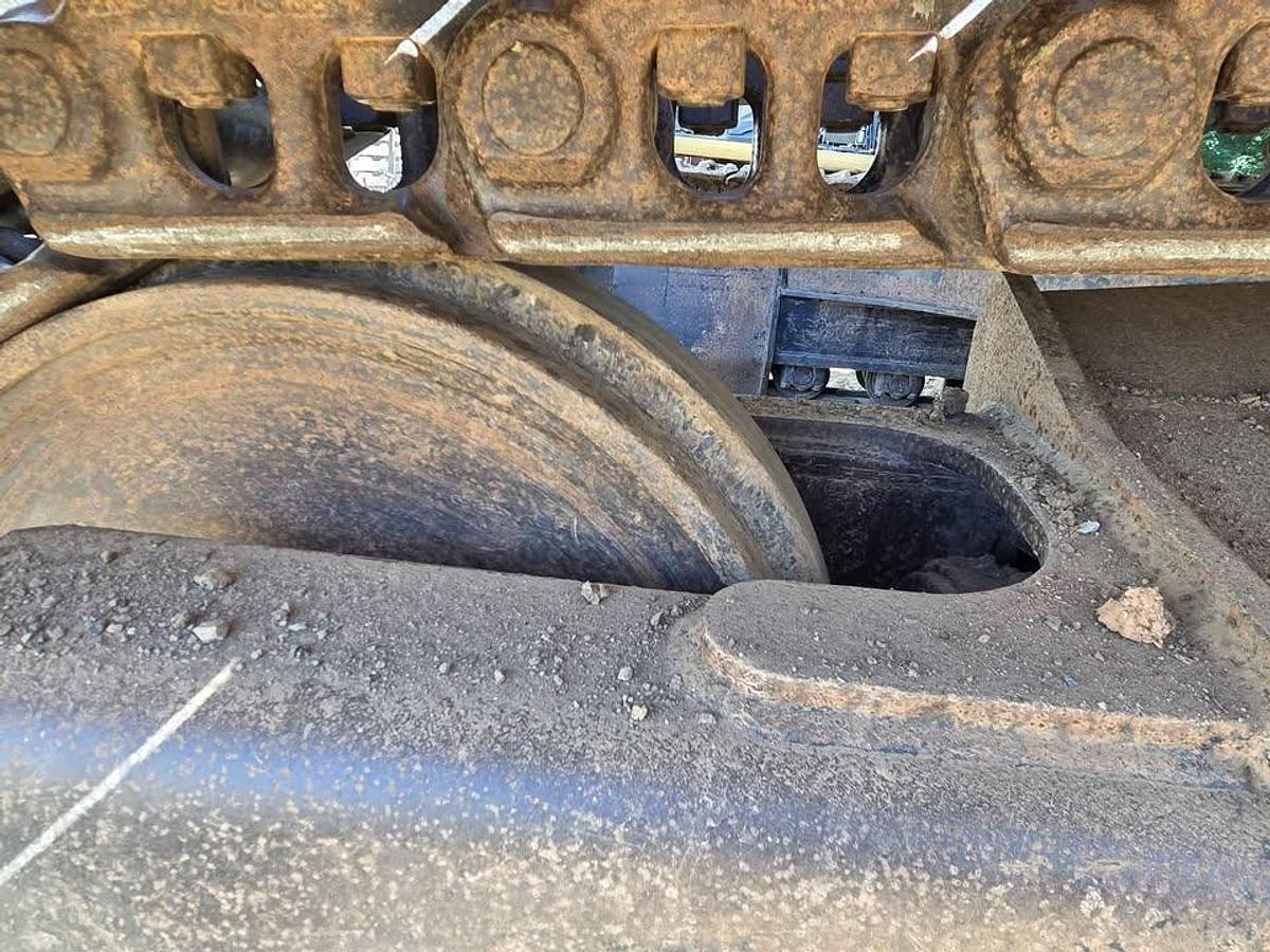 Used 2012 Caterpillar 320D LRR