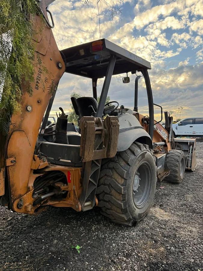 Used 2017 Case 580N EP