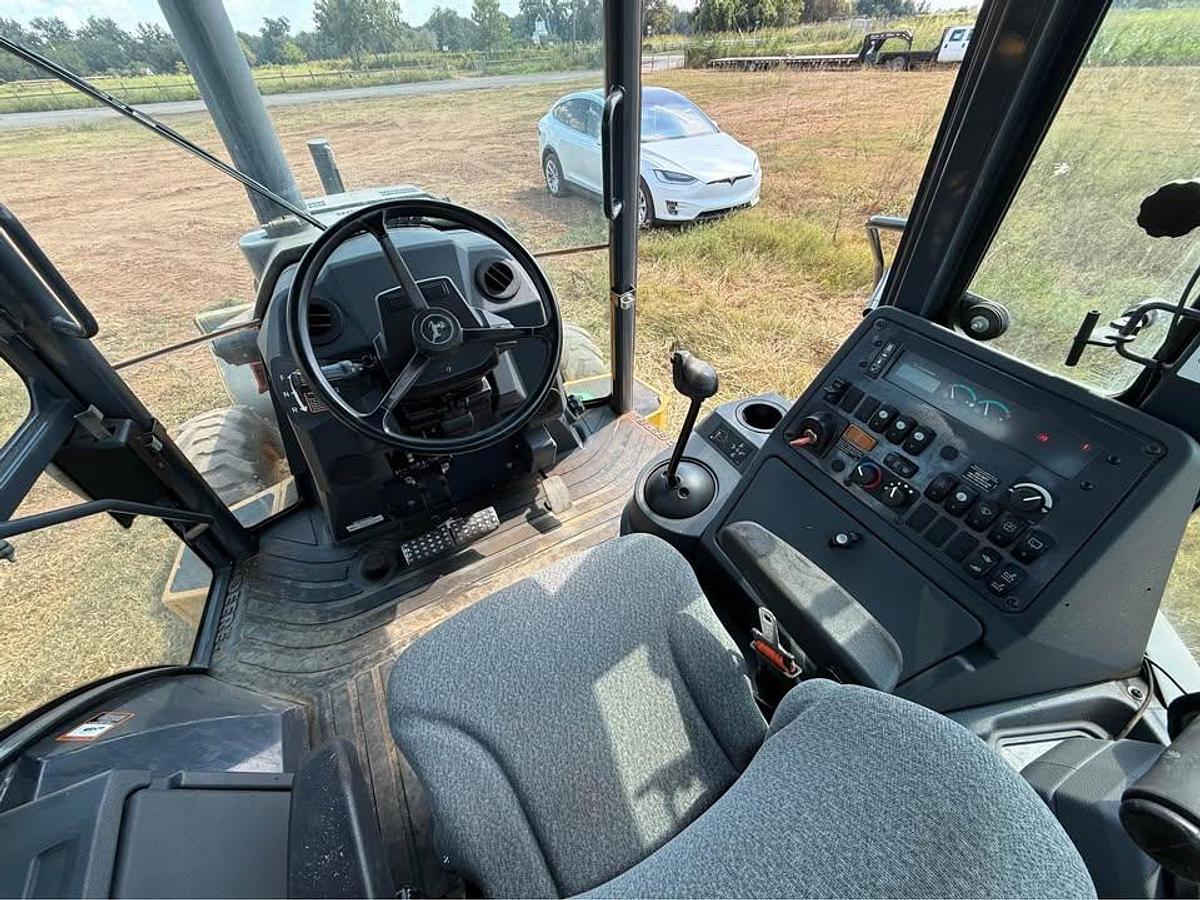 Used 2019 John Deere 310L