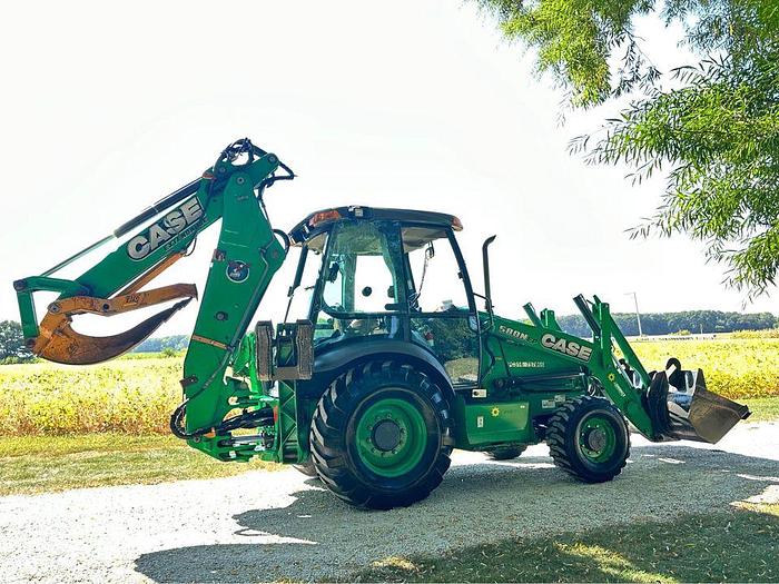 Used 2015 Case 580 super N