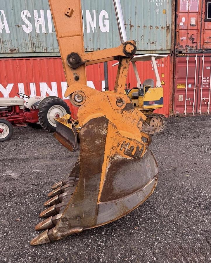 Used 2005 Case CX130