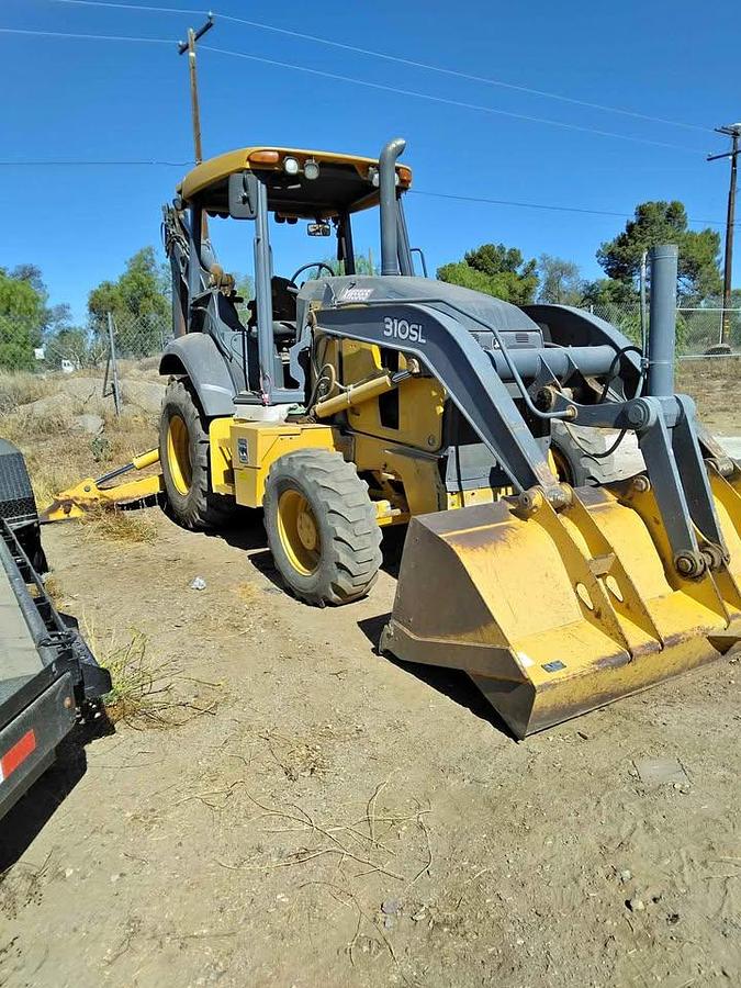 Used 2016 John Deere 310SL
