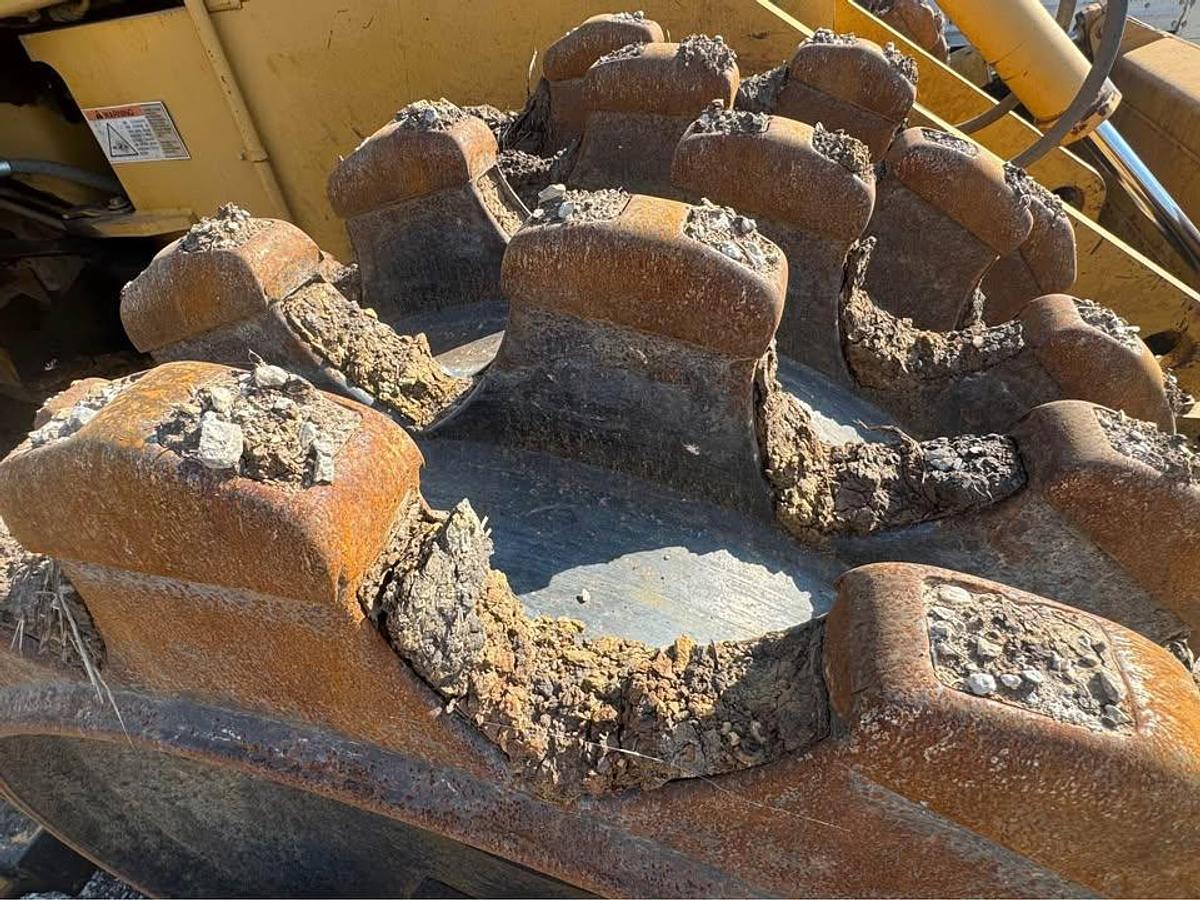 Used 1998 Caterpillar 815F