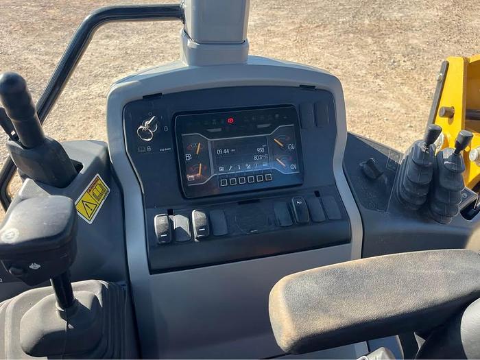 Used 2022 Caterpillar 415