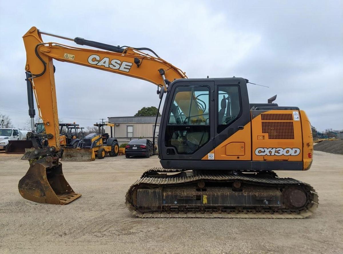 Used 2018 Case CX130D