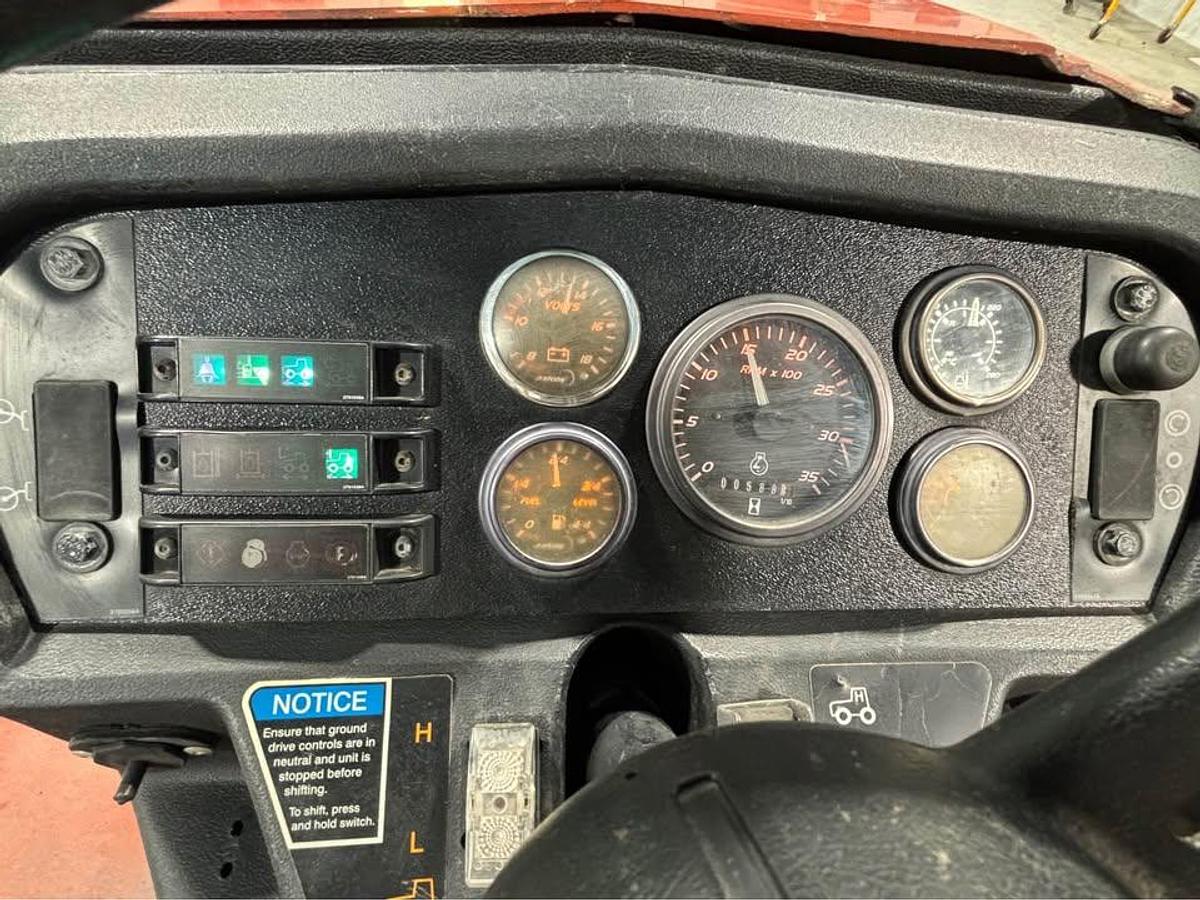 Used 2013 Ditch Witch RT80