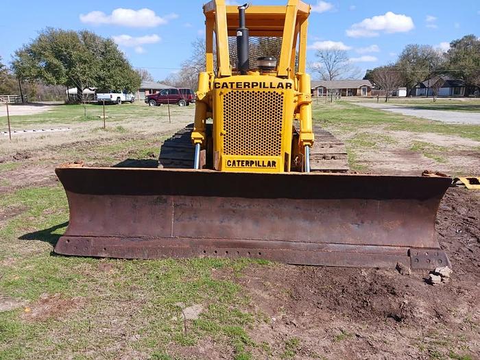 Used 1966 Caterpillar D6B Dozer