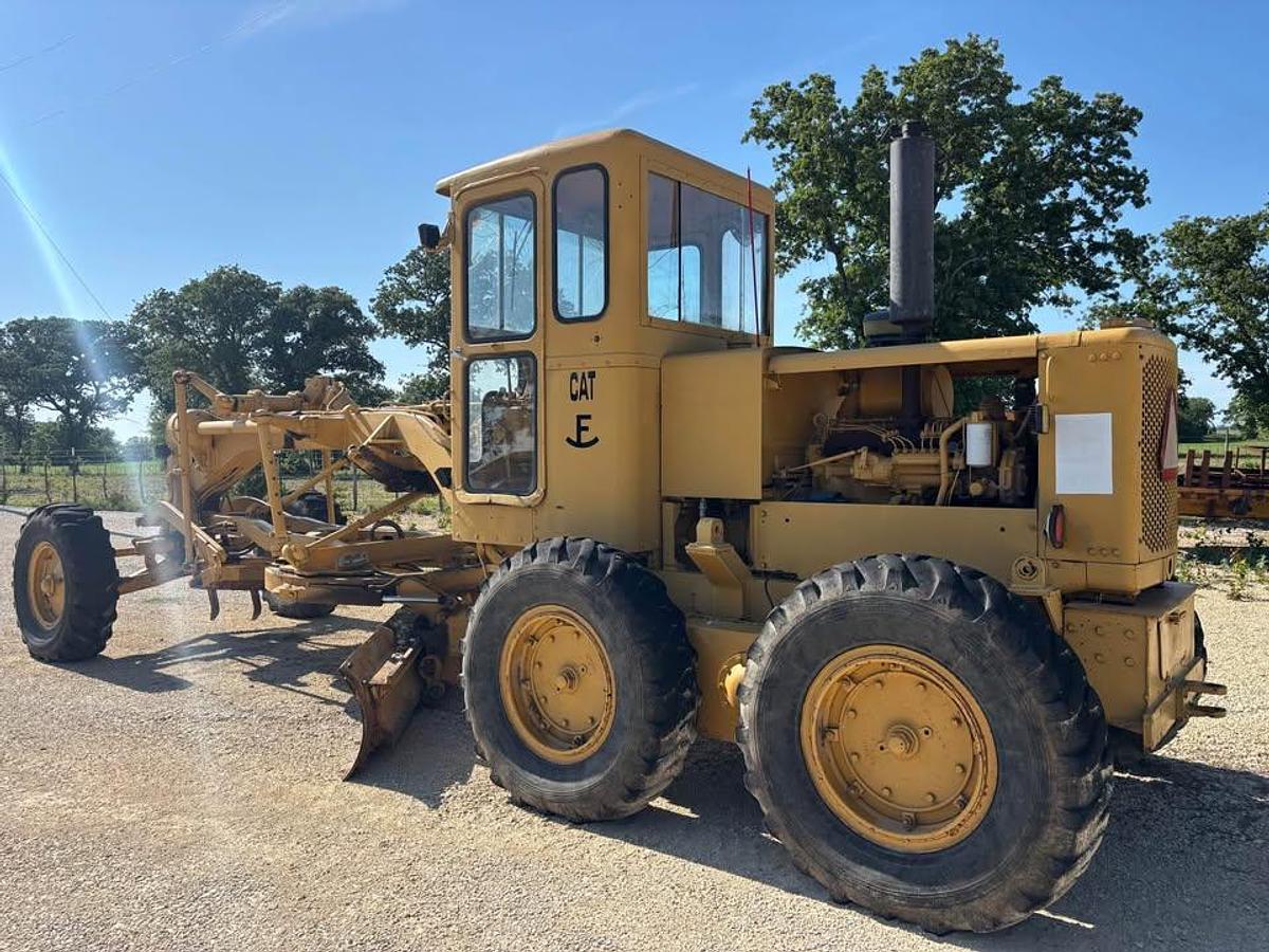 Used 1972 Caterpillar 12F