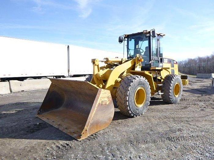 Used Caterpillar 938G