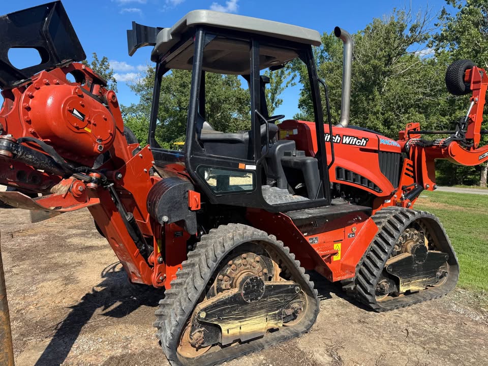 RT120 Quad w/ Vibratory Plow