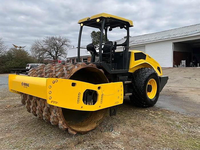 Used 2018 Bomag 211D-5