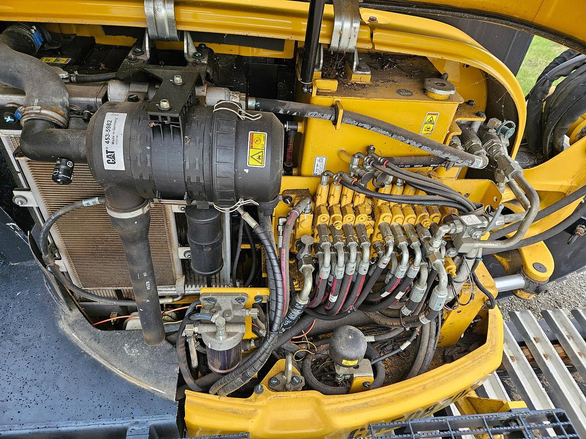 Used 2020 Caterpillar 305.5E Amphibious Excavator