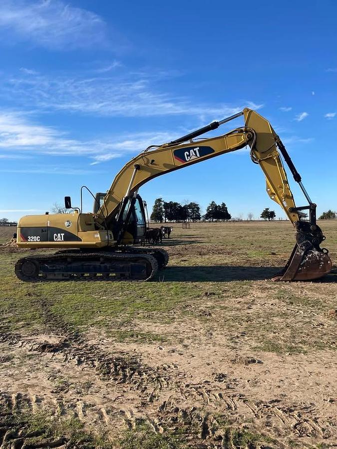 Used 2006 Caterpillar 320 CL