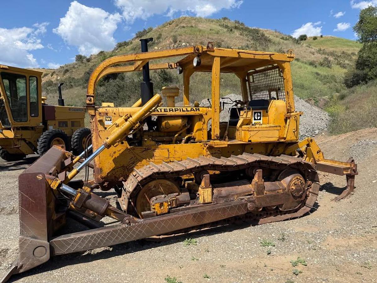 Used 1975 Caterpillar D6C