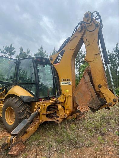 Used 2010 Caterpillar 450E