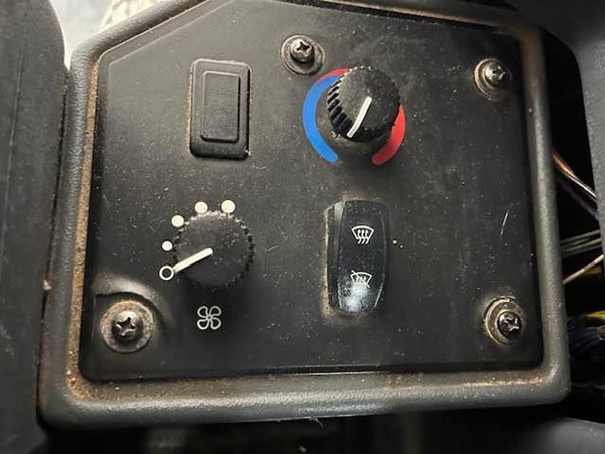 Used 2012 John Deere 770G