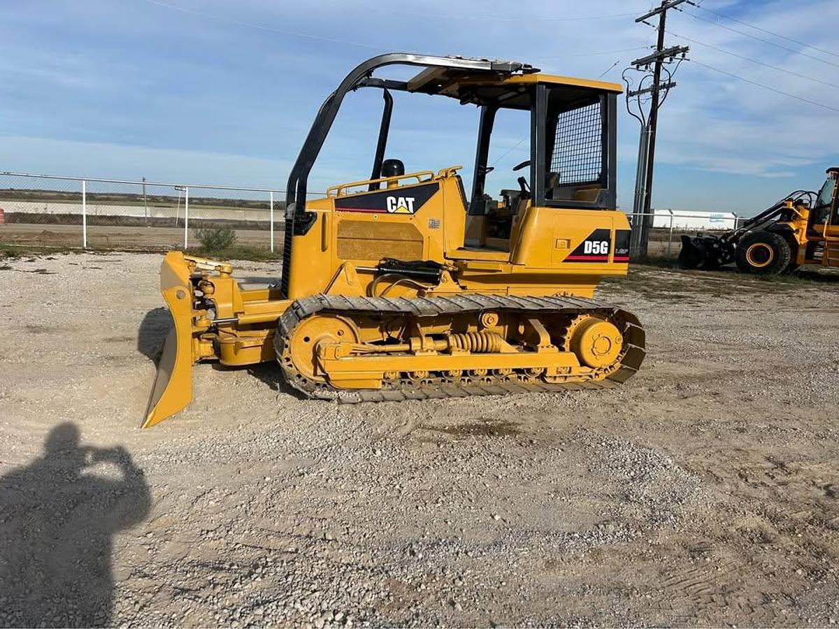 Used 2006 Caterpillar D5G LGP