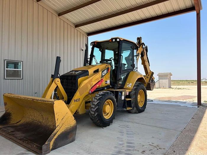 Used 2017 Caterpillar 420F2