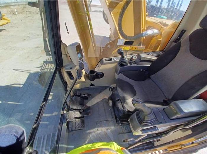 Used 2005 Caterpillar 320 CL