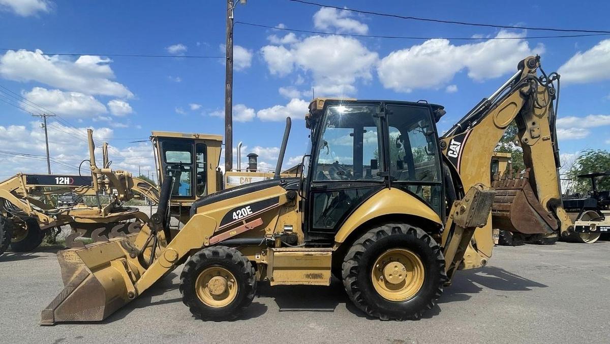 Used 2006 Caterpillar 420E