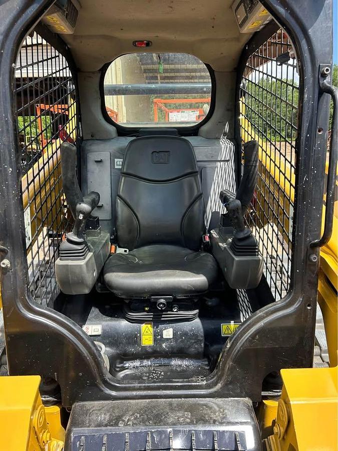 Used 2021 Caterpillar 259D3