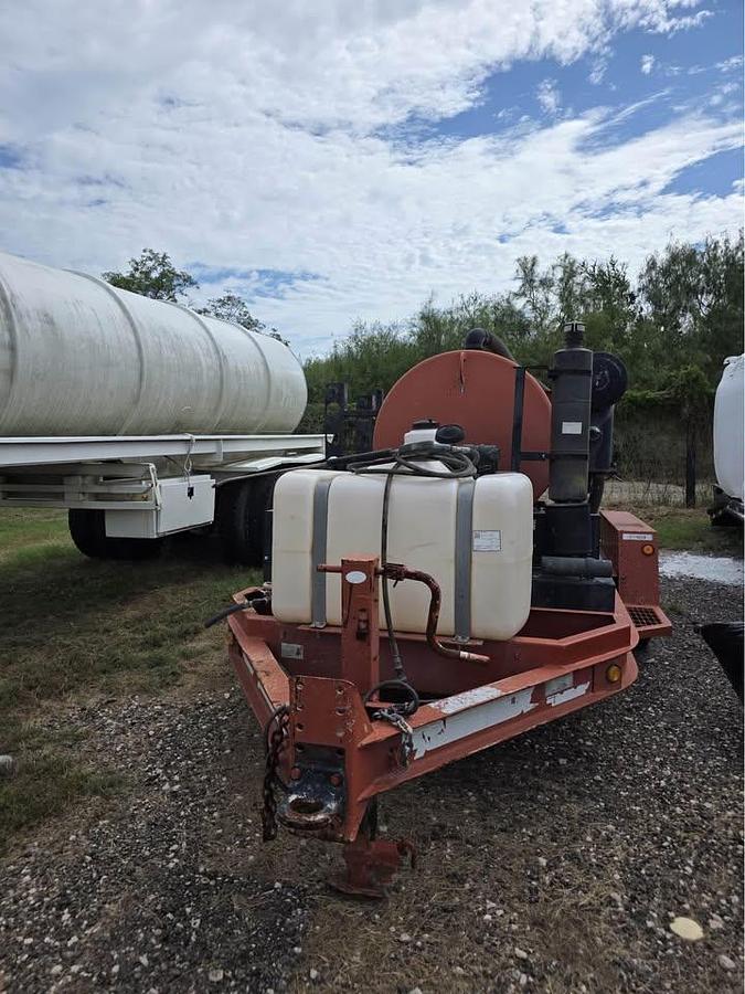 Used 2016 Ditch Witch MV800
