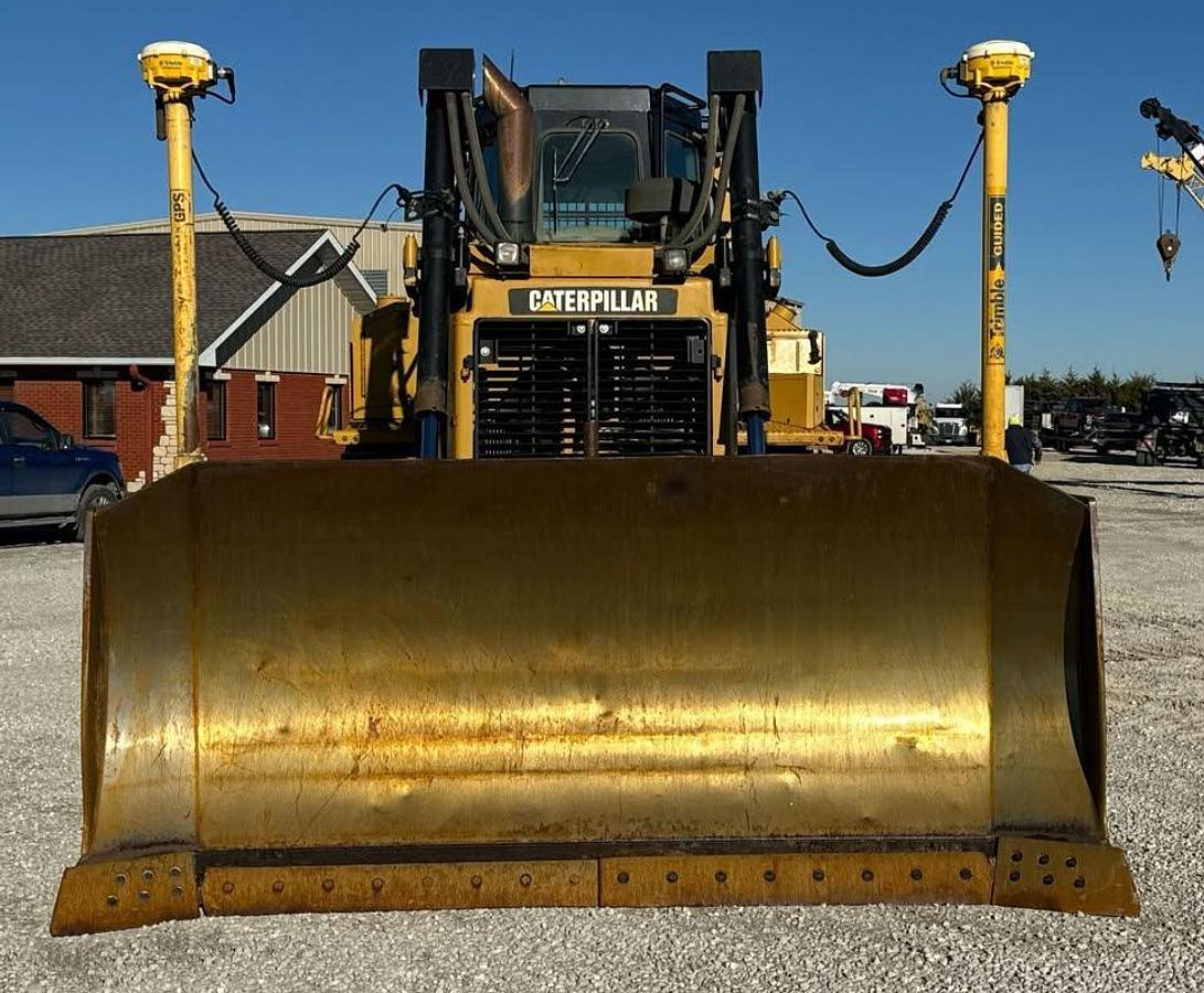 Used 2011 Caterpillar D6T XL