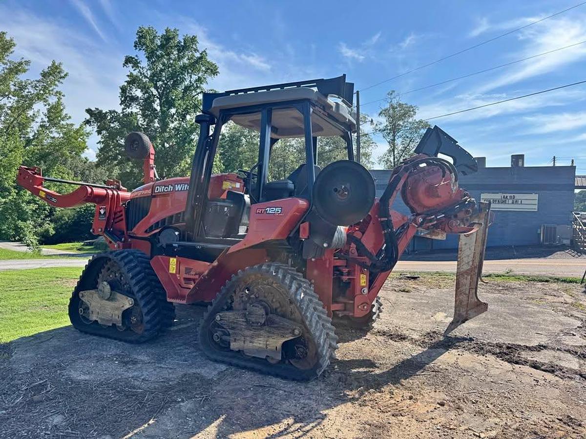 Used 2022 Ditch Witch RT125